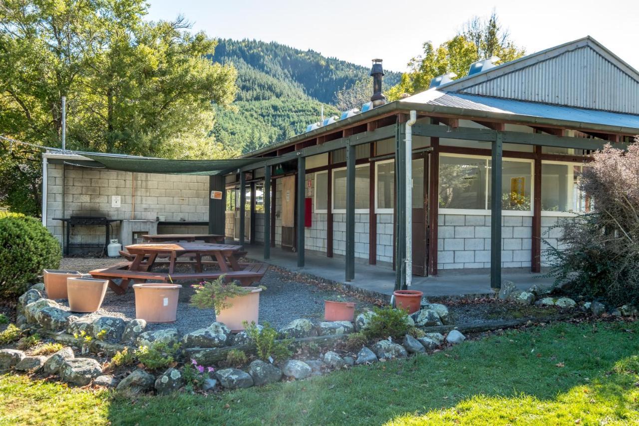 Alpine Adventure Holiday Park Hanmer Springs Exterior photo